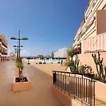 Atico Seres Apartman *
