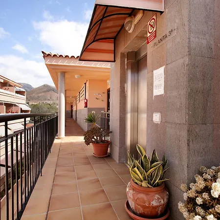 Atico Seres * Los Cristianos (Tenerife)